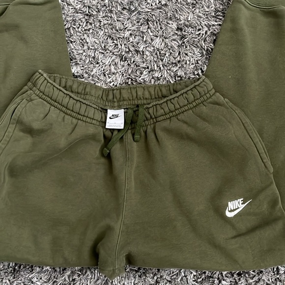 Mens Nike Sportswear Club Fleece - Picture 8 of 8